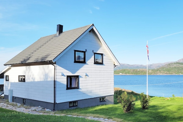 Foto van 6 persoons vakantie huis in Sandhornøy - Vakantiehuis in Sandhornøy - Outdoor