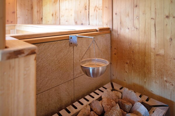 Foto van Fijn appartement in Bad Goisern met een gedeeld binnenzwembad - Ambiance