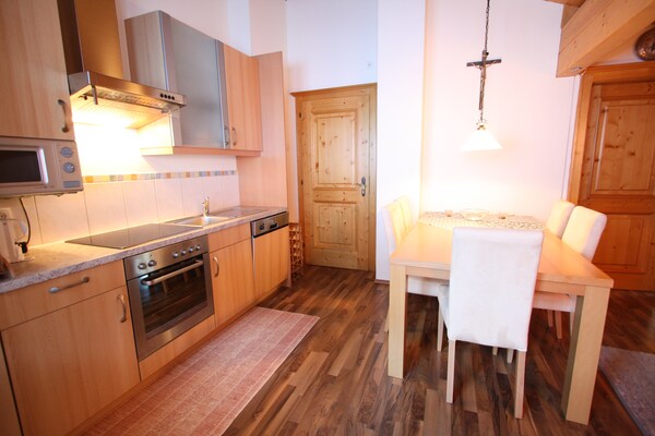 Foto van Landhuis in Eben bij Salzburger Sportwelt - Vakantiehuis in Eben im Pongau - Kitchen