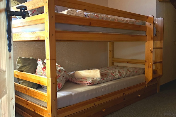 Foto van Hut in Seefeld bij Skiliften & Bergen - Vakantiehuis in Seefeld in Tirol - BedRoom