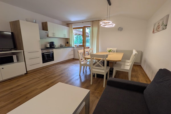 Foto van Appartement Neustift bij Stubai Skilift - Vakantiehuis in Neustift im Stubaital - LivingRoom