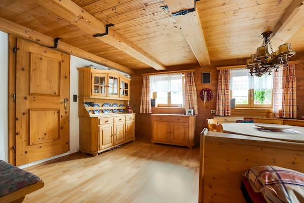 Foto van Chalet in Jochberg bij Thurnpass - Vakantiehuis in Jochberg - LivingRoom