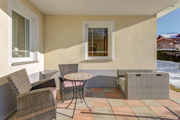 Foto van Knus appartement in Fiss in de bergen - Vakantiehuis in Fiss - TerraceBalcony
