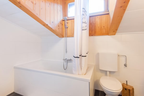 Foto van Appartement in Bichlbach bij Skigebied - Vakantiehuis in Bichlbach - BathRoom