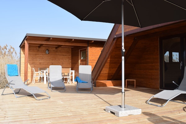 Foto van Chalet aan het meer nr. 51 - Vakantiehuis in Rust - Untagged
