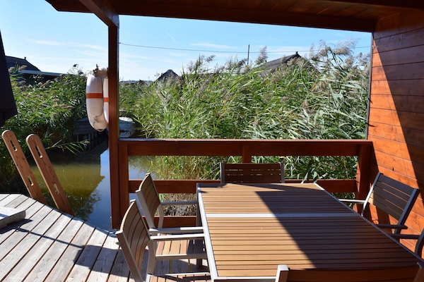 Foto van Chalet aan het meer nr. 51 - Vakantiehuis in Rust - Untagged