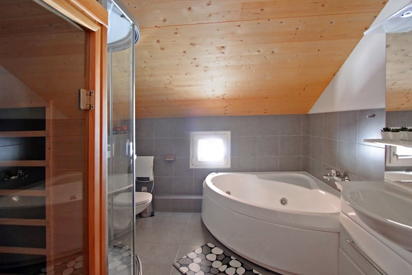 Foto van Chalet in Hohentauern bij Skilift - Vakantiehuis in Hohentauern - BathRoom