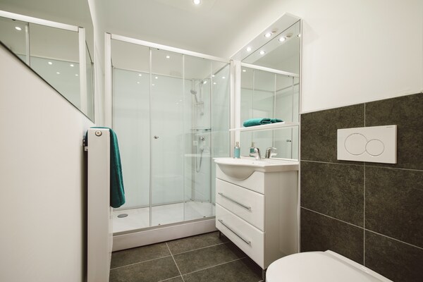 Foto van Luxe appartement met infraroodsauna (zonder borg) - Vakantiehuis in Eisenerz - BathRoom