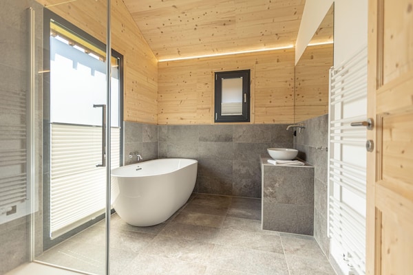 Foto van Luxe chalet met privésauna - Vakantiehuis in Turrach - BathRoom