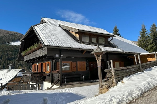 Foto van Appartement met uitzicht op de bergen - Vakantiehuis in Bad Kleinkirchheim - ExteriorWinter