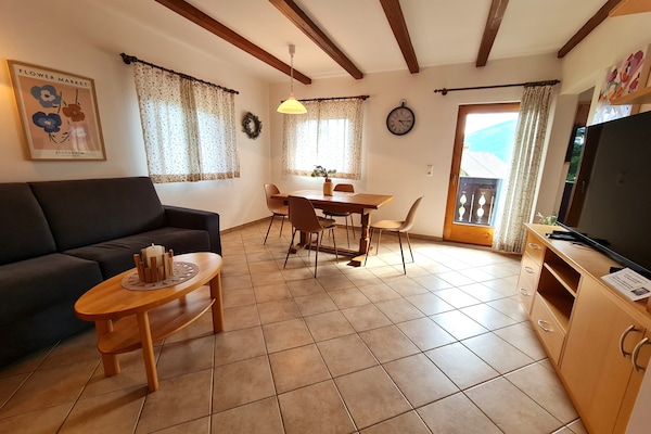 Foto van Appartement met uitzicht op de bergen - Vakantiehuis in Bad Kleinkirchheim - LivingRoom