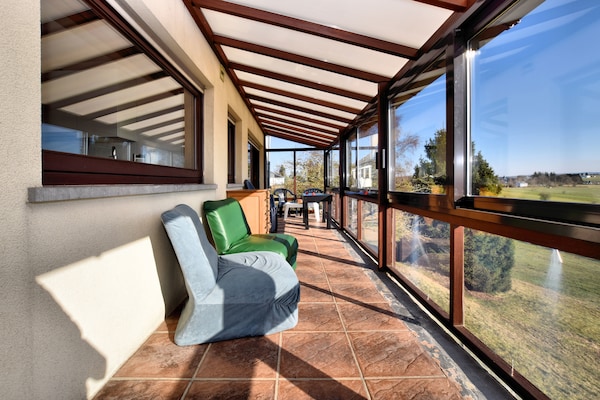 Foto van Vakantiehuis in Nadrin met privéterras - Vakantiehuis in Houffalize - TerraceBalcony