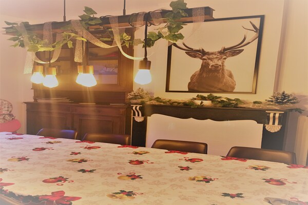 Foto van Vakantiehuis in Frasnes met tuin - Vakantiehuis in Frasnes - Landing