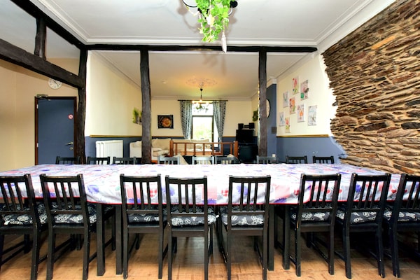 Foto van Lierneux Forest View Lodge - Vakantiehuis in Lierneux - DiningRoom
