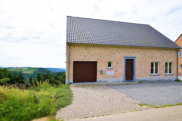 Foto van Uitzicht op de Maasvallei van Hastière - Vakantiehuis in Hastière - ExteriorSummer