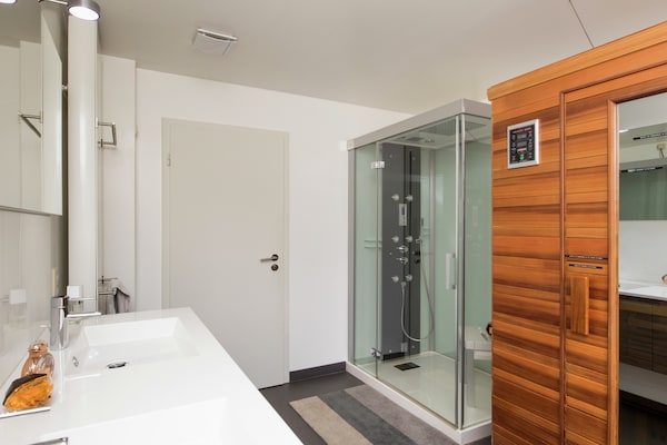 Foto van Retreat met uitzicht op het bos van Rendeux - Vakantiehuis in Rendeux-Beffe - Wellness