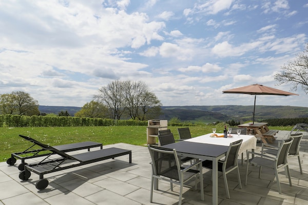 Foto van Retreat met uitzicht op het bos van Rendeux - Vakantiehuis in Rendeux-Beffe - GardenSummer