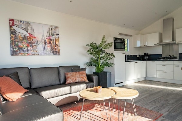 Foto van Lakeside Woodland Chalet voor 4 personen - Vakantiehuis in Mol - Kitchen
