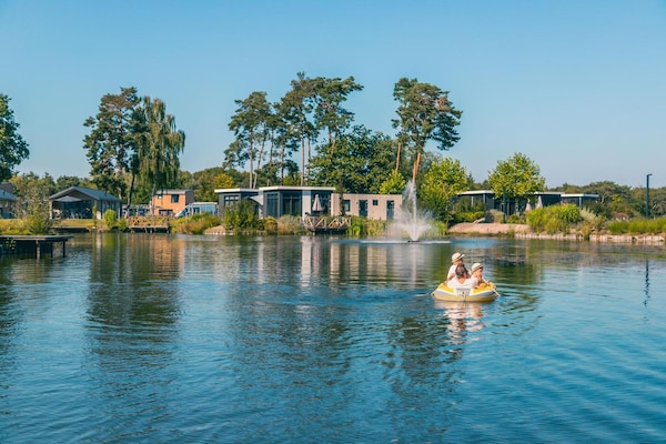 Foto van Modern hondvriendelijk Antwerp Chalet voor 4p - Vakantiehuis in Mol - AreaSummer1KM