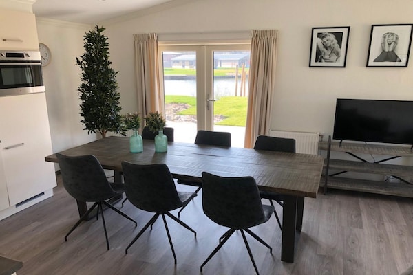 Foto van Familiechalet bij het Sandy Lake - Vakantiehuis in Mol - DiningRoom