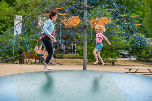 Foto van Familiechalet bij het Sandy Lake - Vakantiehuis in Mol - ParkFacilities