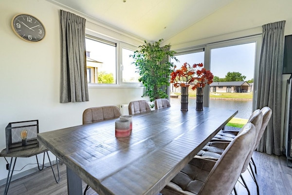 Foto van Familiechalet bij het Sandy Lake - Vakantiehuis in Mol - DiningRoom