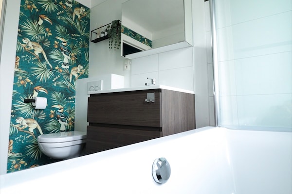 Foto van Moderne stadswoning in Hamont-Achel - Vakantiehuis in Hamont-Achel - BathRoom