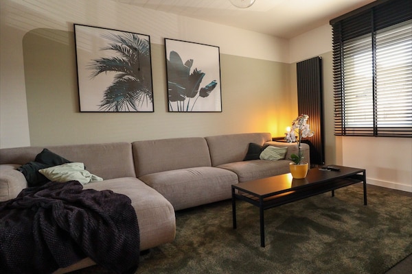 Foto van Moderne stadswoning in Hamont-Achel - Vakantiehuis in Hamont-Achel - LivingRoom