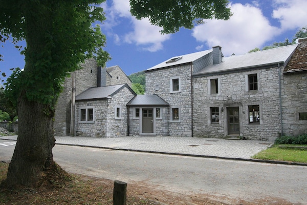 Foto van Ruime plek in Hamoir - Vakantiehuis in Hamoir - ExteriorSummer