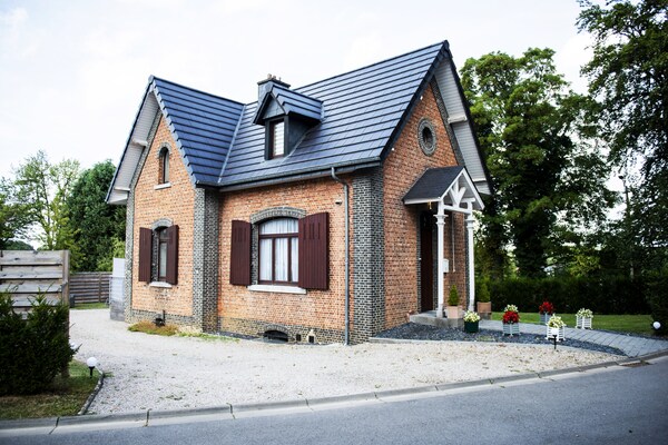 Foto van Luxe woning nabij Spa met een bubbelbad en sauna - Vakantiehuis in Spa - ExteriorSummer