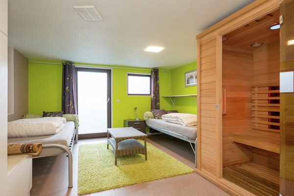 Foto van Vrijstaande vakantiewoning in de Ardennen met biozwembad - BedRoom