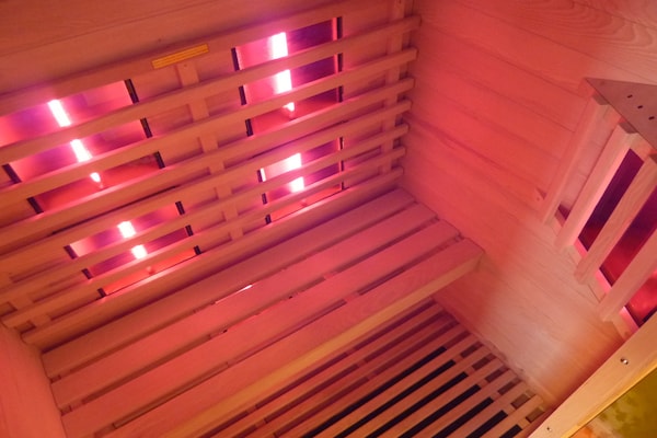 Foto van Vrijstaande vakantiewoning in de Ardennen met biozwembad - Wellness