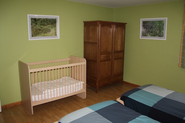 Foto van Ruim verblijf met terras - Vakantiehuis in Waimes - BedRoom