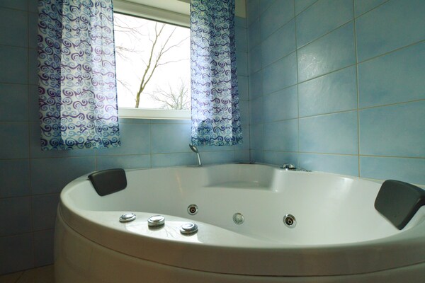 Foto van Vakantiehuis in Robertville bij Meer & Sauna - Vakantiehuis in Robertville - Wellness