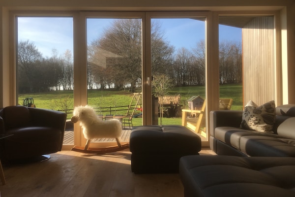 Foto van Chique toevluchtsoord nabij meer en veenmoerassen - Vakantiehuis in Waimes - LivingRoom