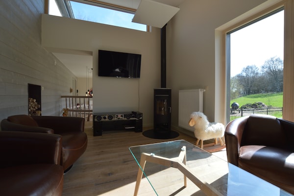 Foto van Chique toevluchtsoord nabij meer en veenmoerassen - Vakantiehuis in Waimes - LivingRoom