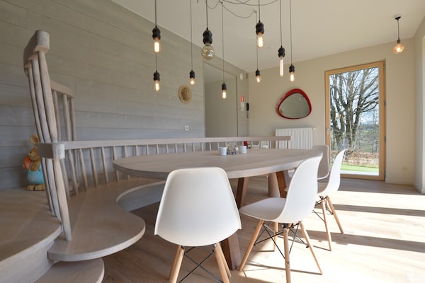 Foto van Chique toevluchtsoord nabij meer en veenmoerassen - Vakantiehuis in Waimes - DiningRoom