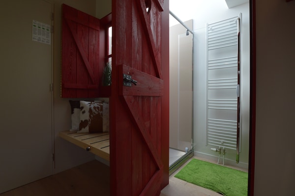 Foto van Chique toevluchtsoord nabij meer en veenmoerassen - Vakantiehuis in Waimes - BathRoom