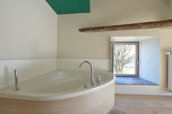 Foto van Chique toevluchtsoord nabij meer en veenmoerassen - Vakantiehuis in Waimes - BathRoom