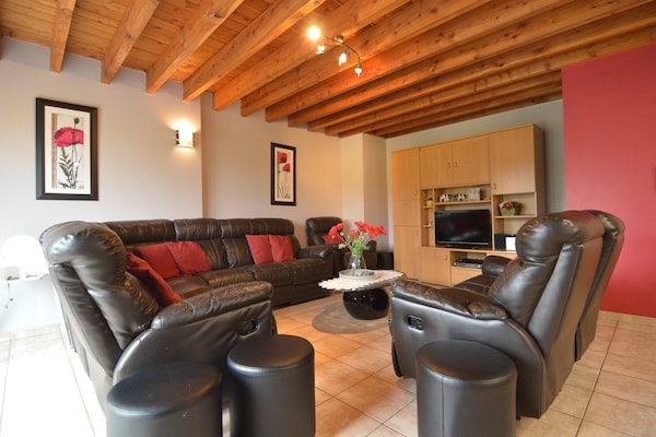 Foto van Ruim Baugnez Cottage - Vakantiehuis in Malmedy-Baugnez - LivingRoom
