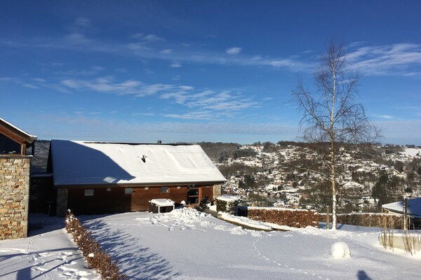 Foto van Valley-View Retreat, Malmedy - Vakantiehuis in Malmedy - ExteriorWinter