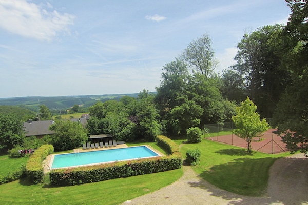 Foto van Luxe Kasteel, Basse-Bodeux - Vakantiehuis in Trois Ponts - PoolOfHouse