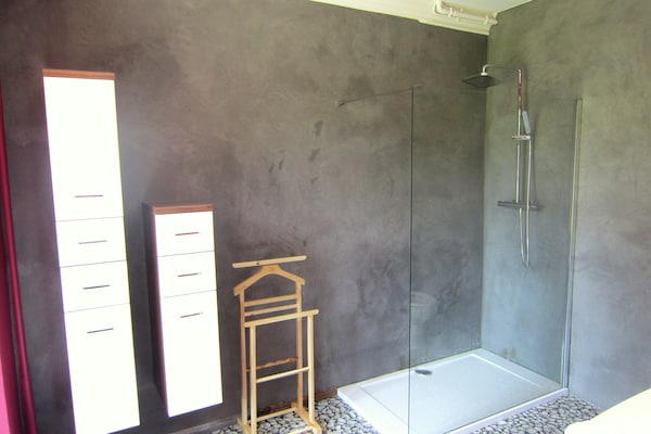 Foto van Luxe Kasteel, Basse-Bodeux - Vakantiehuis in Trois Ponts - BathRoom