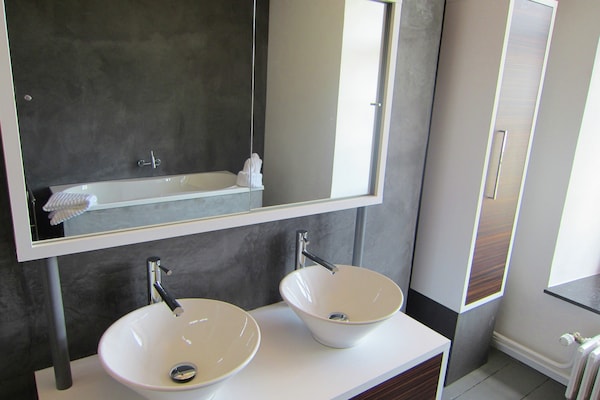 Foto van Luxe Kasteel, Basse-Bodeux - Vakantiehuis in Trois Ponts - BathRoom