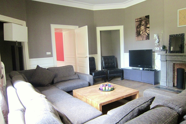 Foto van Luxe Kasteel, Basse-Bodeux - Vakantiehuis in Trois Ponts - LivingRoom