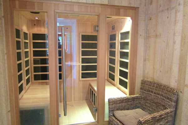 Foto van Luxe Kasteel, Basse-Bodeux - Vakantiehuis in Trois Ponts - Wellness