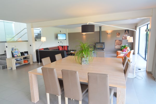 Foto van Familievilla, Profondeville - Vakantiehuis in Profondeville Ardennes - DiningRoom