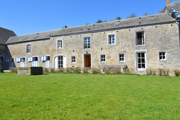 Foto van Boerderijverblijf in Barvaux-Condroz - Vakantiehuis in Barvaux Condroz - ExteriorSummer