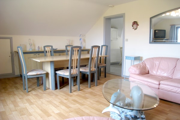 Foto van Modern verblijf met hottub - Vakantiehuis in Felenne - LivingRoom