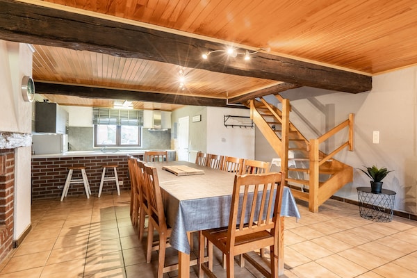 Foto van Vreedzame boerderij, Lessive - Vakantiehuis in Lessive - DiningRoom